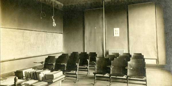 Classroom Early 1900's
