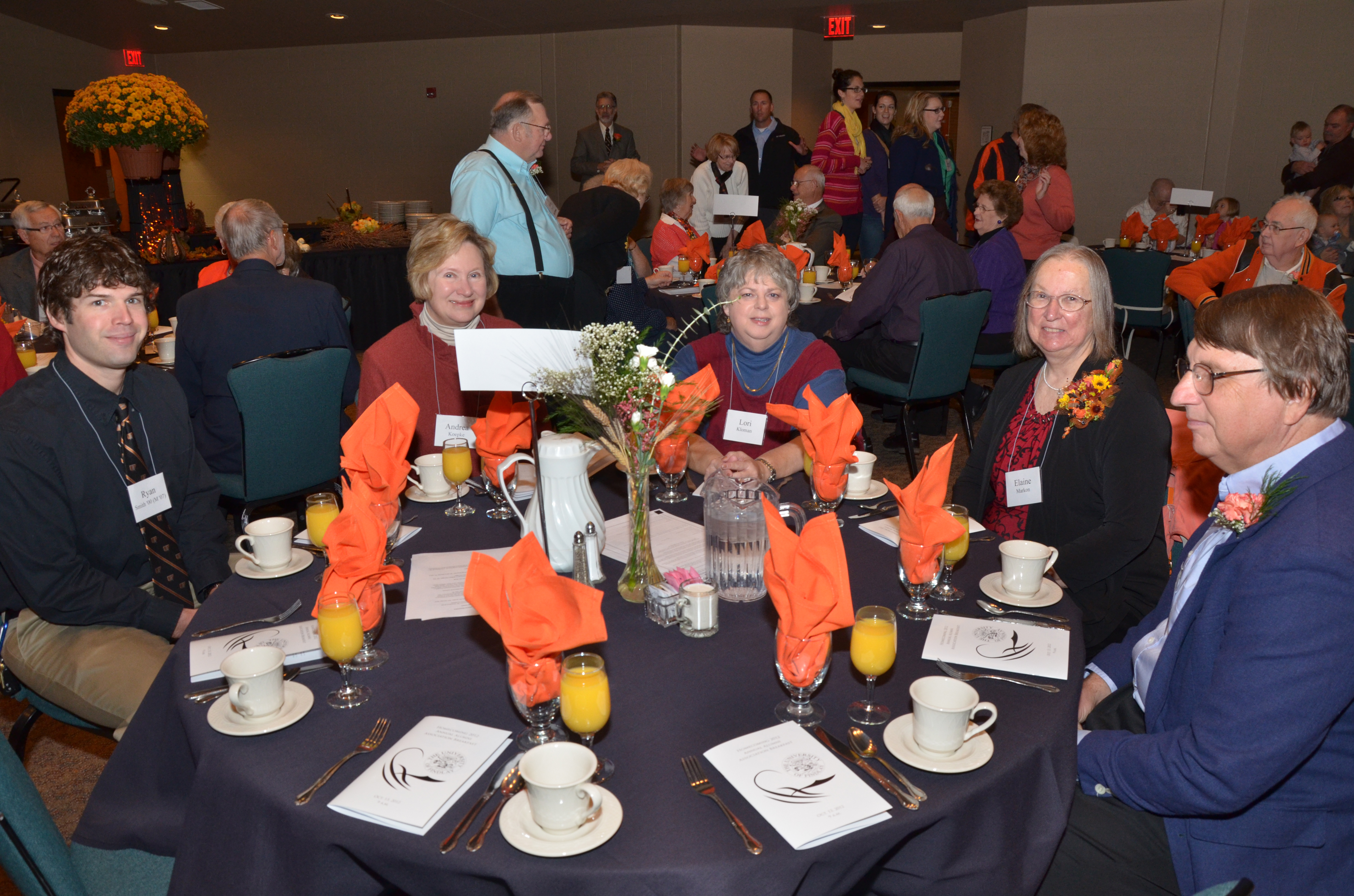 Alumni Breakfast.jpg