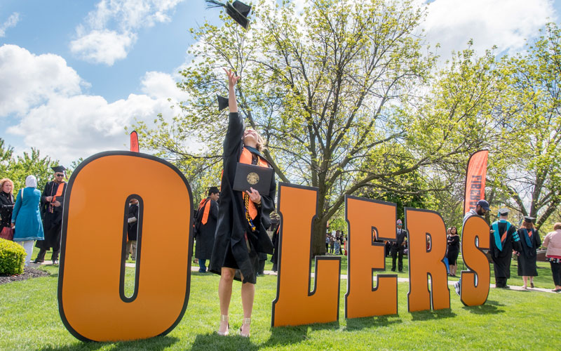 DefaultPhotoGalleryCapToss