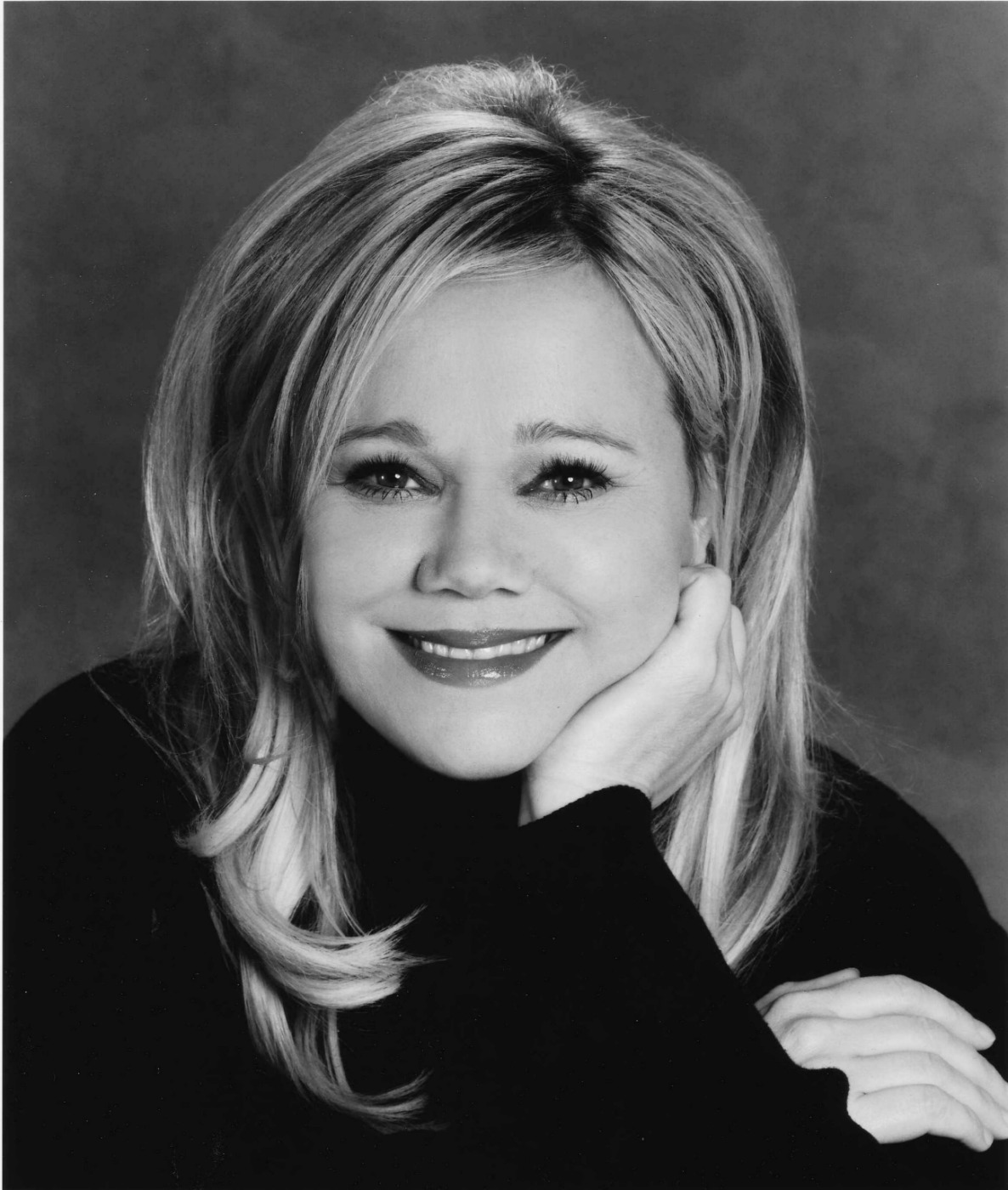Caroline Rhea Headshot.jpg